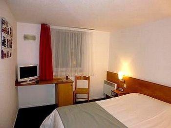 Hostellerie Des Enclos Guimiliau Zewnętrze zdjęcie
